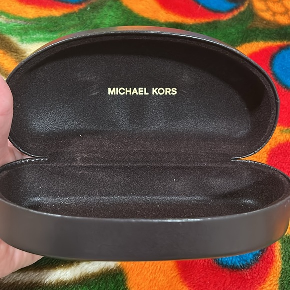 Michae Kors glasses box - Picture 3 of 5